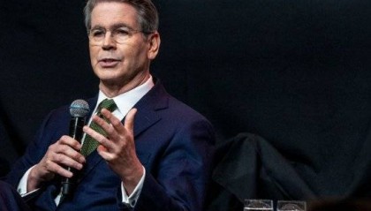 外盘头条：特朗普暂缓对美墨加协定覆盖贸易加税 Alphabet收到美众议院传票 美财长否认关税将推高通胀