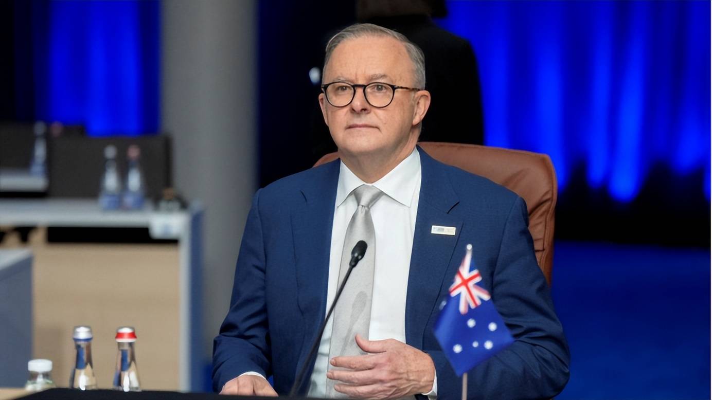 加拿大开始求饶,准备取消对华电动车关税,但需要中方答应一个请求