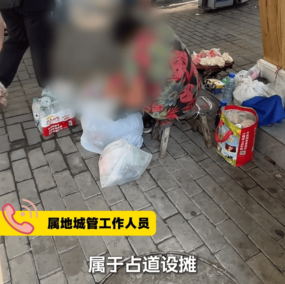 恶心！上海知名景区门口有人卖不明饮料，不少游客中招，城管部门已介入调查